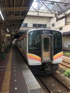 E129系
