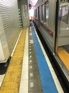 浅草駅ホーム