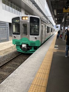 えちごトキめき鉄道ET127系