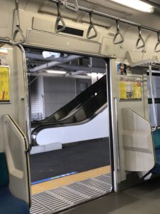 E501車内