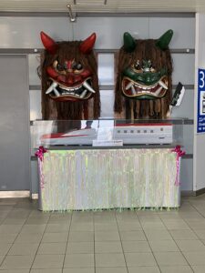 秋田駅なまはげ