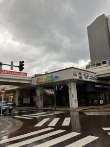 万代シティバスセンター外観