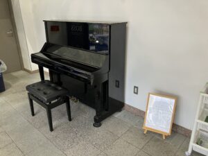 十日町駅の駅ピアノ